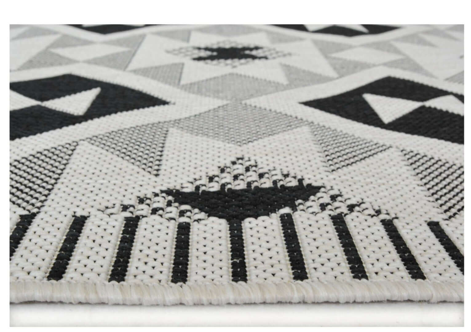County Geo Chequer Indoor/Outdoor Rug | 11182A - PN Home