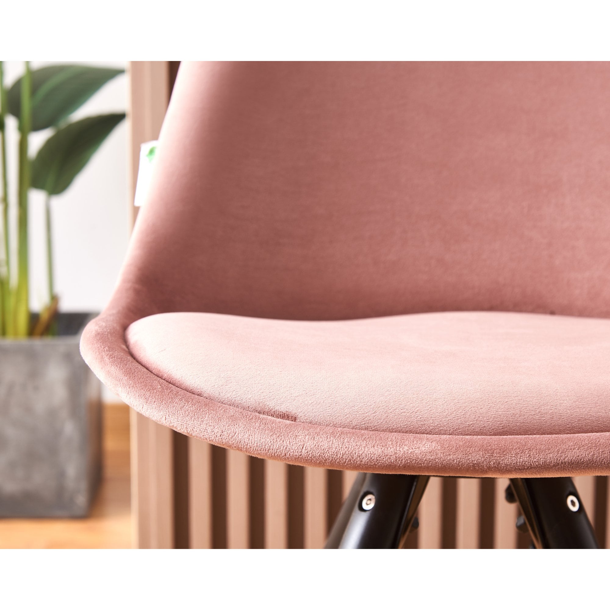 Sofia Velvet Dining Chair with Metal Legs - Retro Scandinavian Style - PN Home