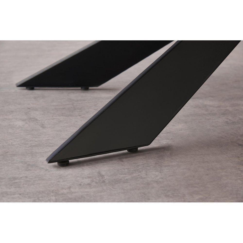Duke LUX Dining Table