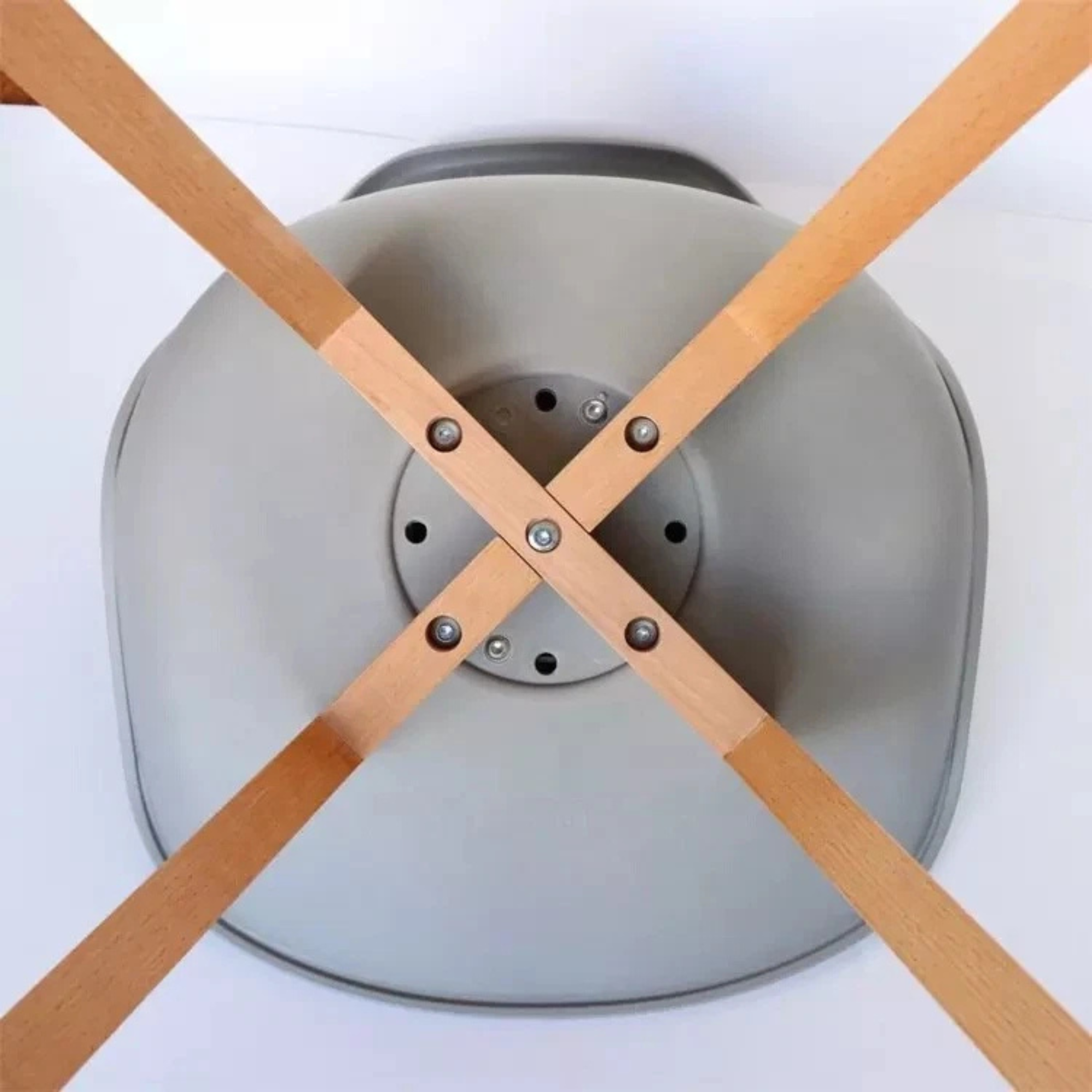 Black Halo Dining Table & Set of 4 Jamie Lorenzo Tulip chairs with Padded Seat - PN Home