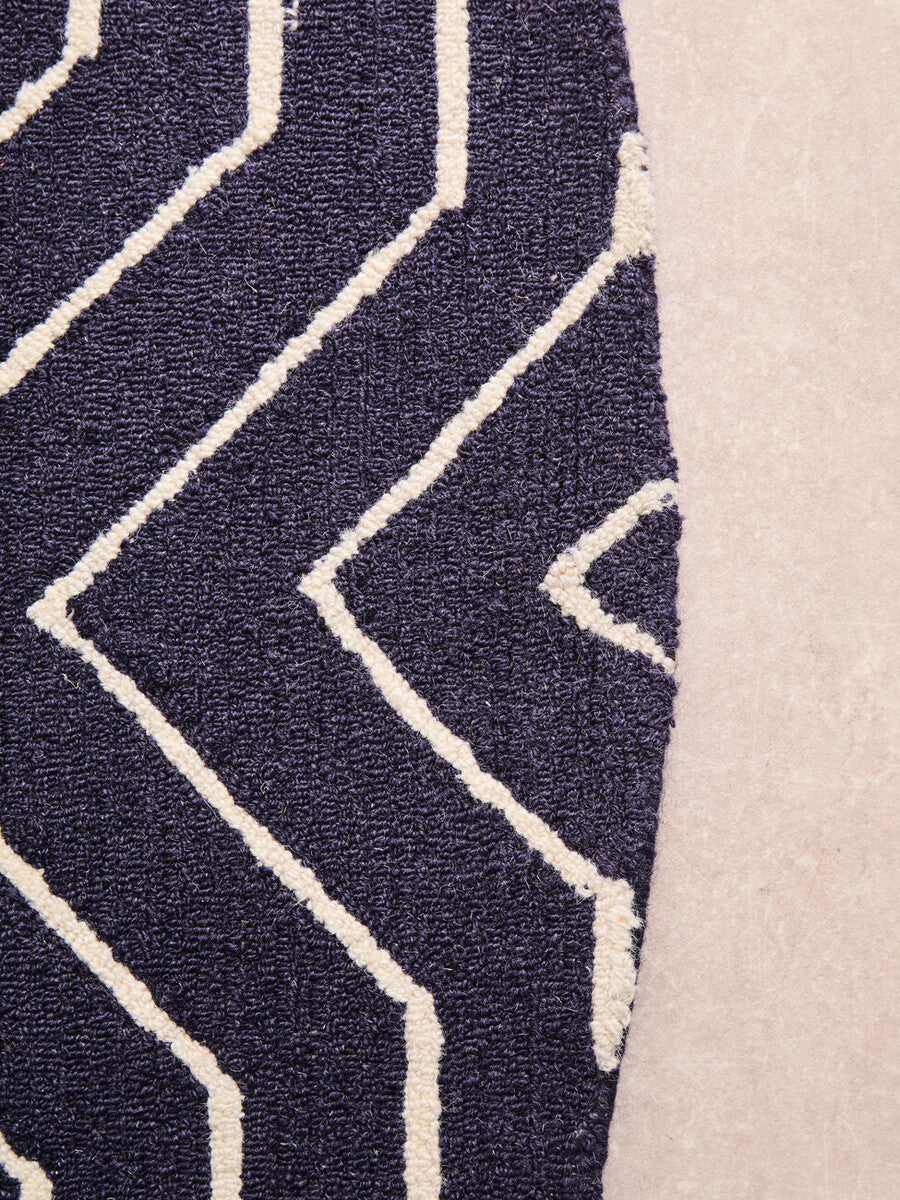 Bosie Moyo Blue And White Round Rug - PN Home