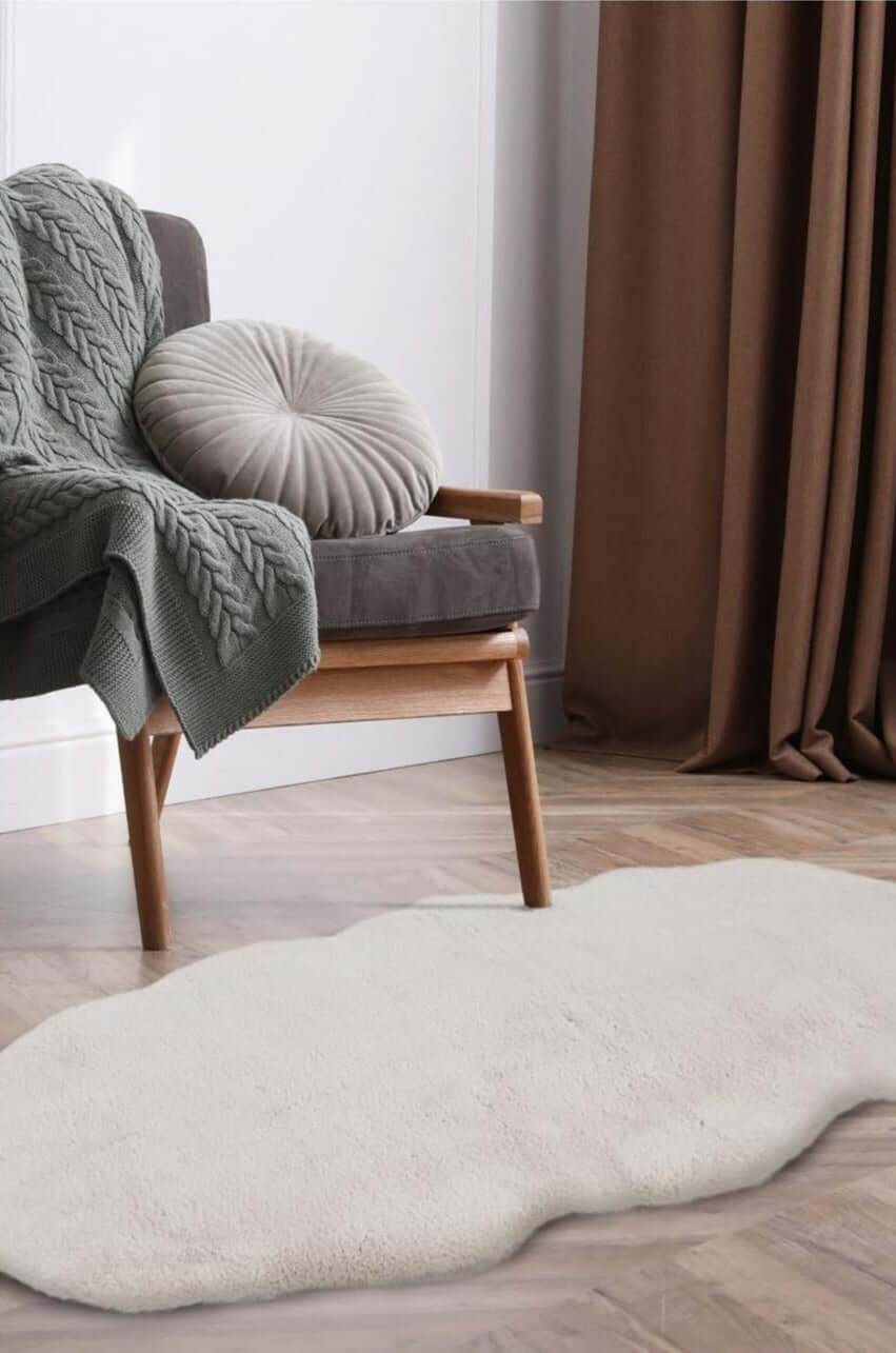 Luxury White Faux Fur Rug - PN Home