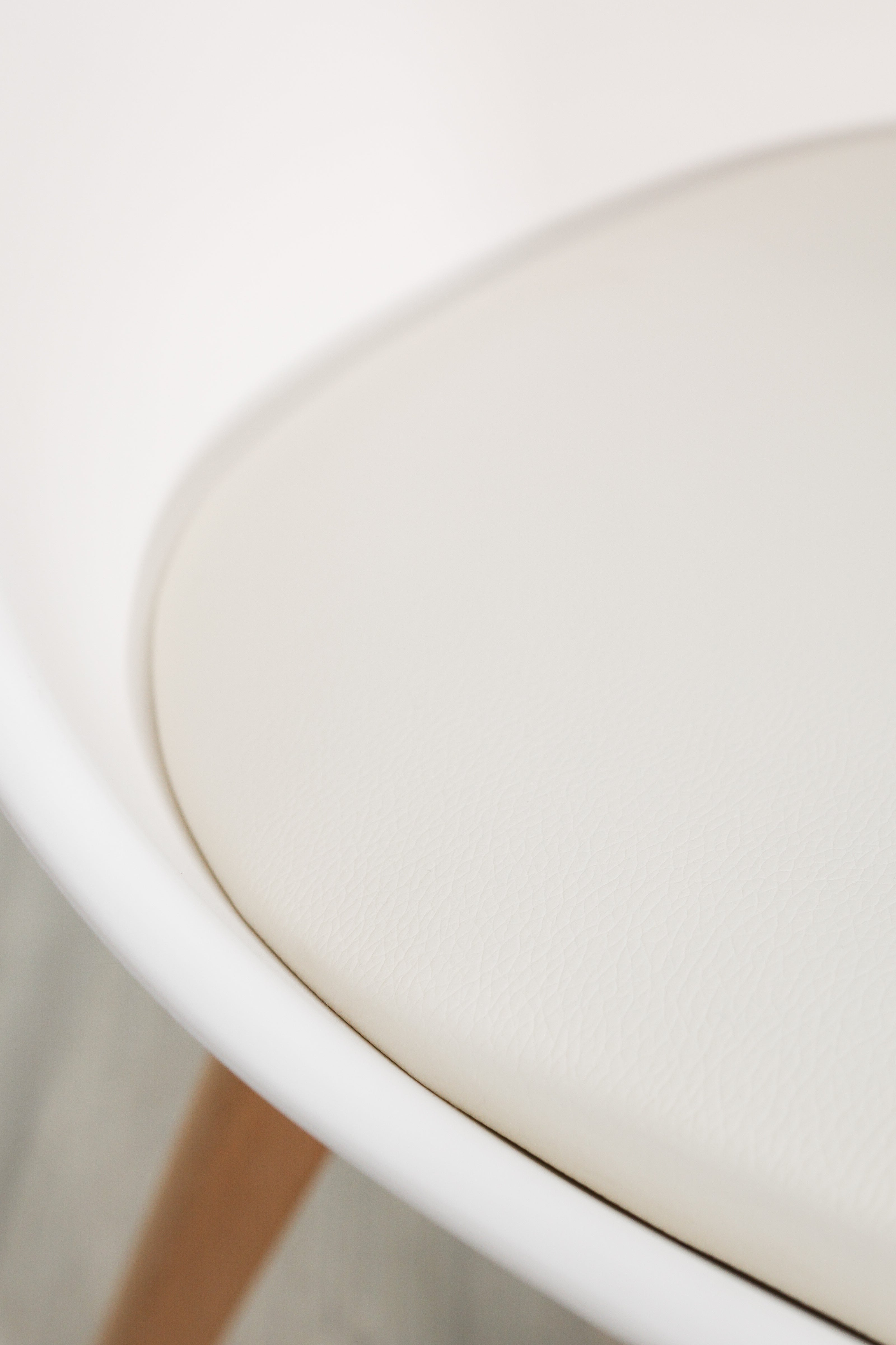 5-Piece Halo Dining Set (Oak Table + 4 Jamie Lorenzo Tulip Chairs) - PN Home