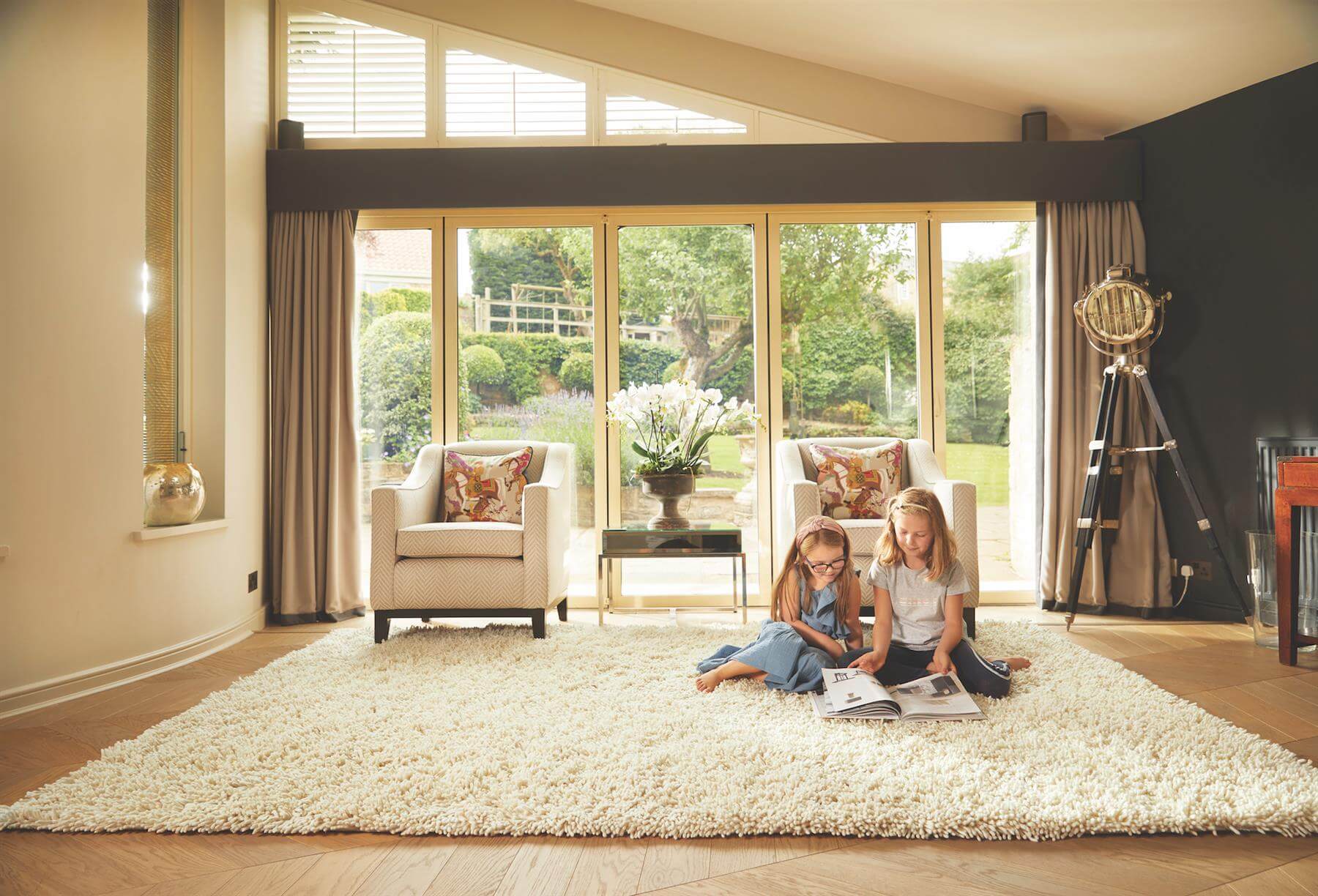 Imperial Ivory Shaggy Pile Wool Rug - PN Home
