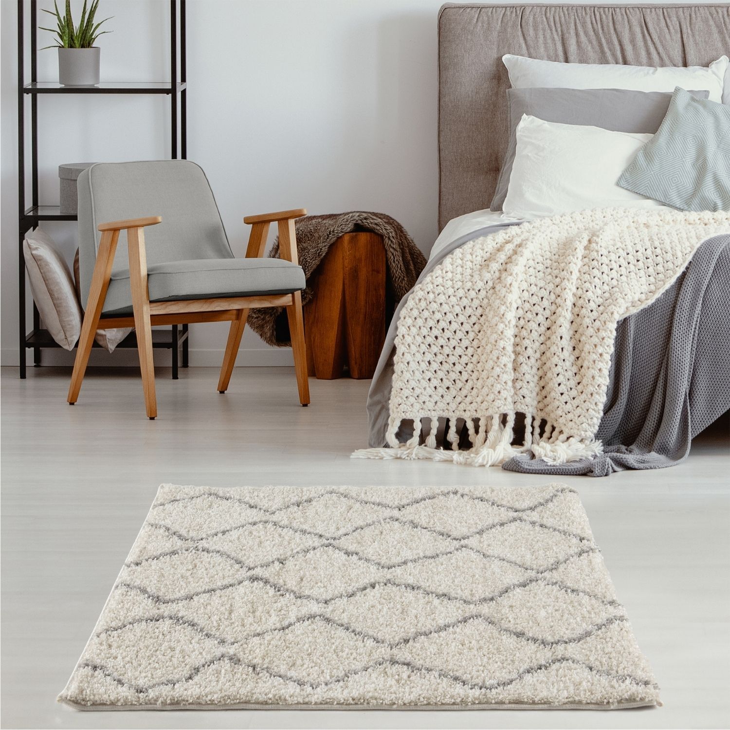 Moroccan Ivory Grey Shaggy Rug | 800 - PN Home