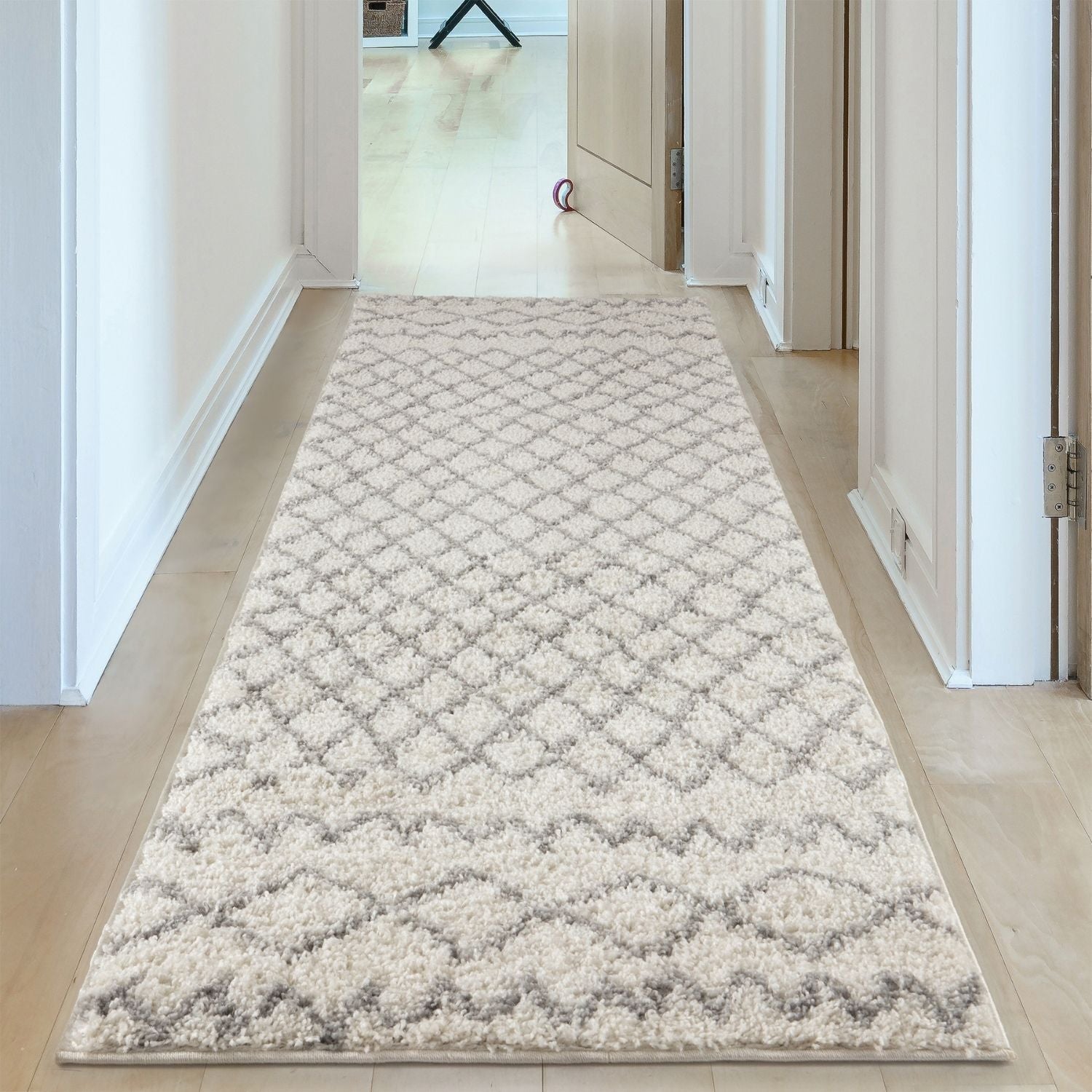 Moroccan Ivory Grey Shaggy Rug | 900 - PN Home