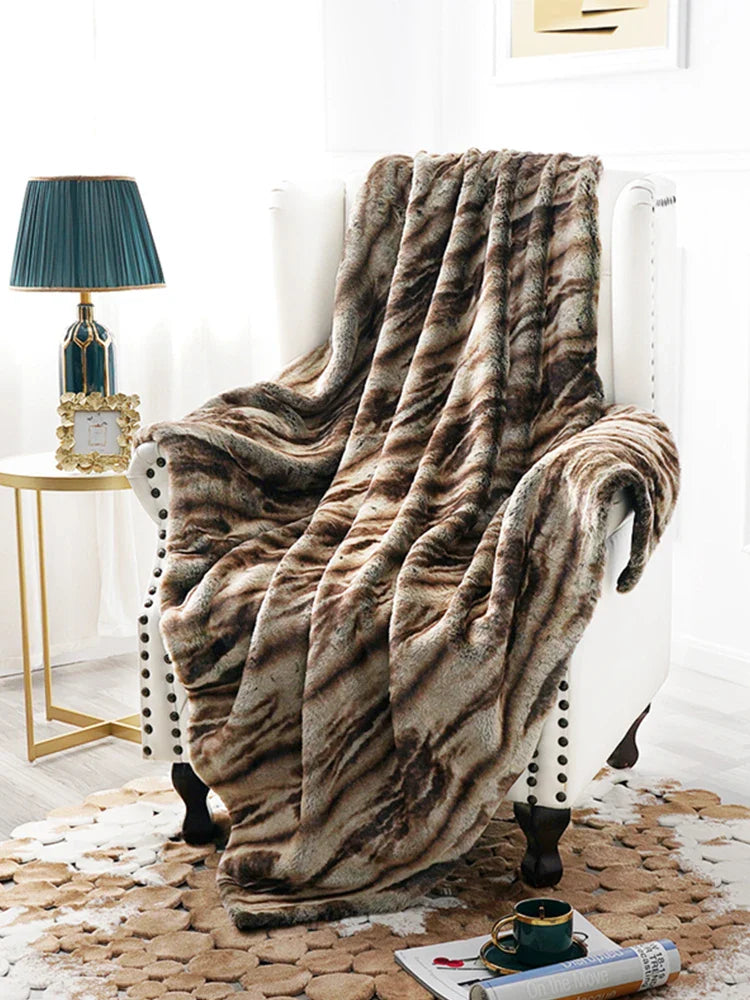 Takora Throw - PN Home