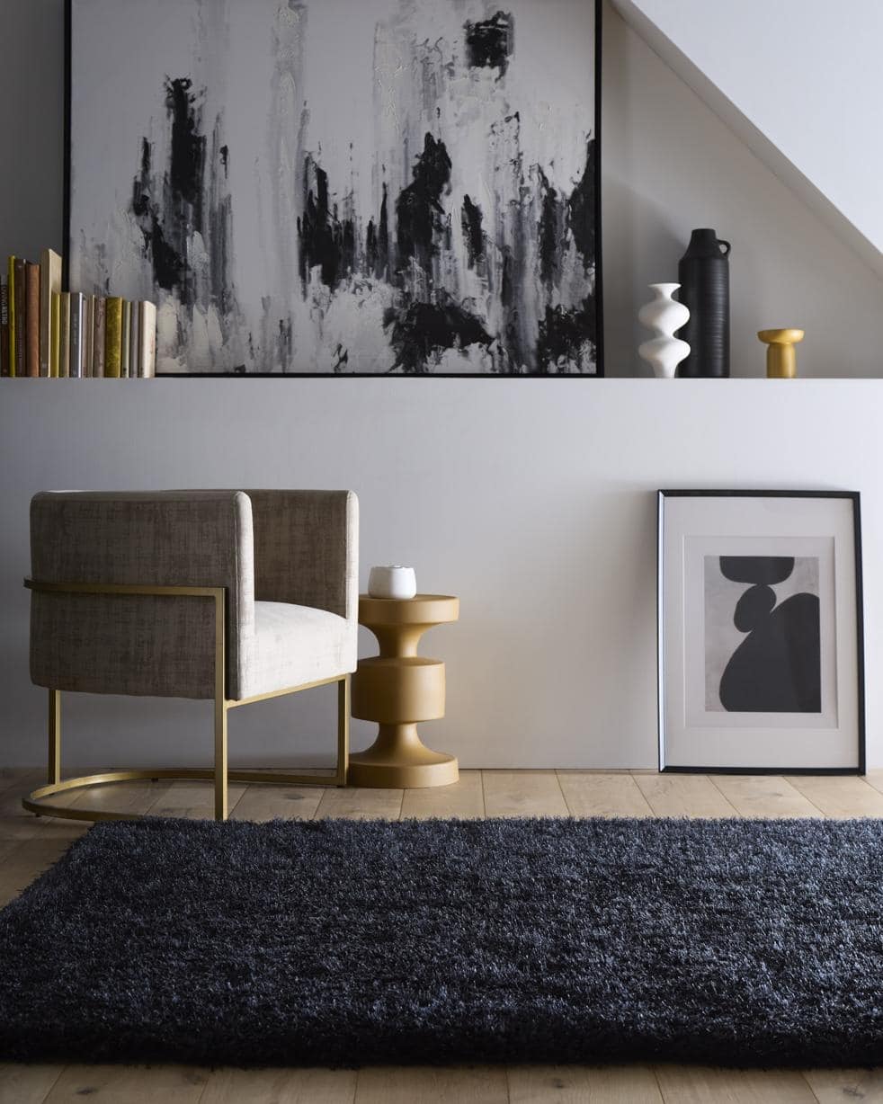 Chicago Black Shaggy Rug - PN Home