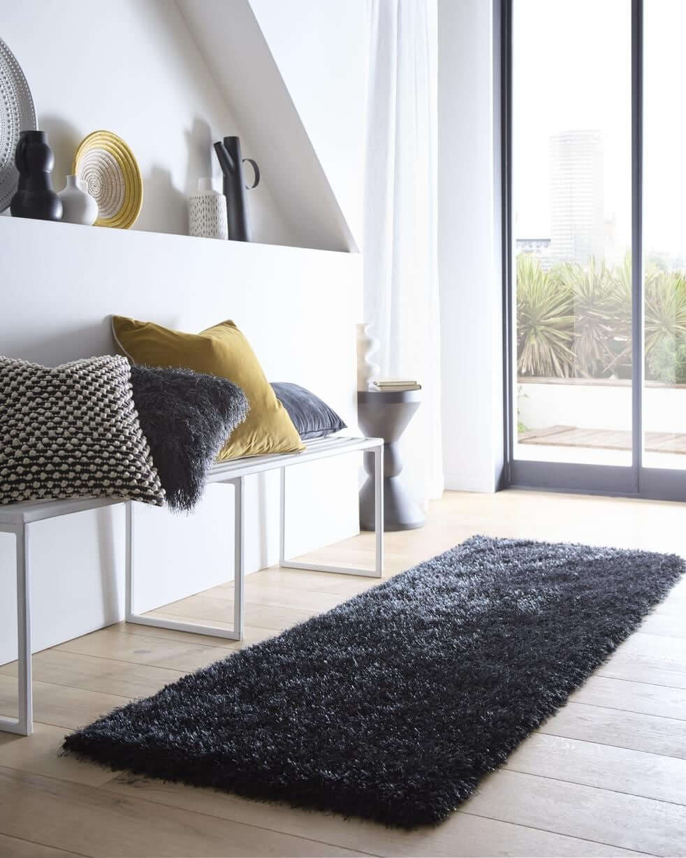 Chicago Black Shaggy Rug - PN Home