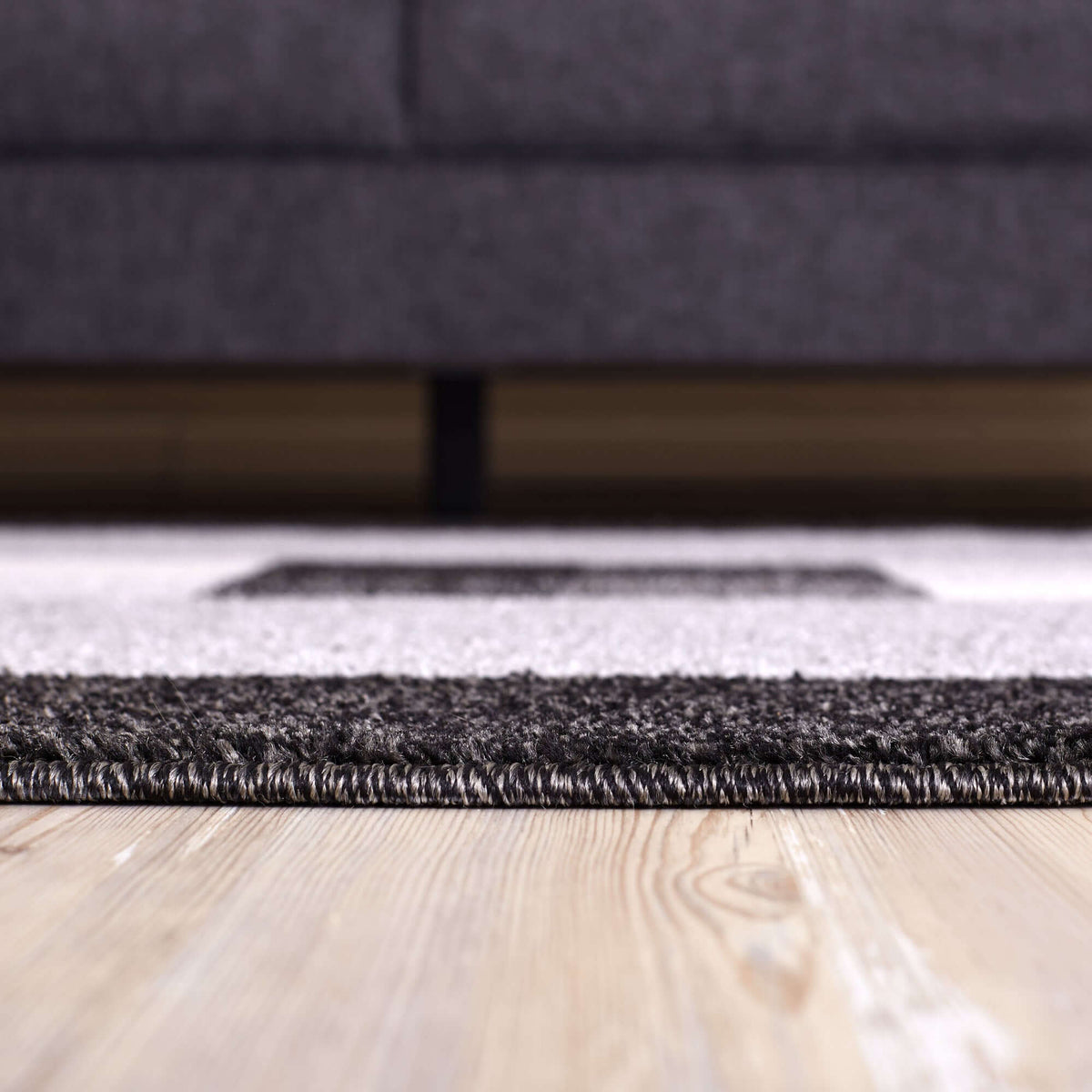 Ephesus Grey Black Rug | 7439GB