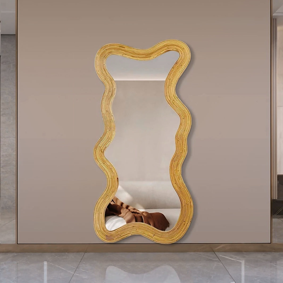 Moniwa Mirror