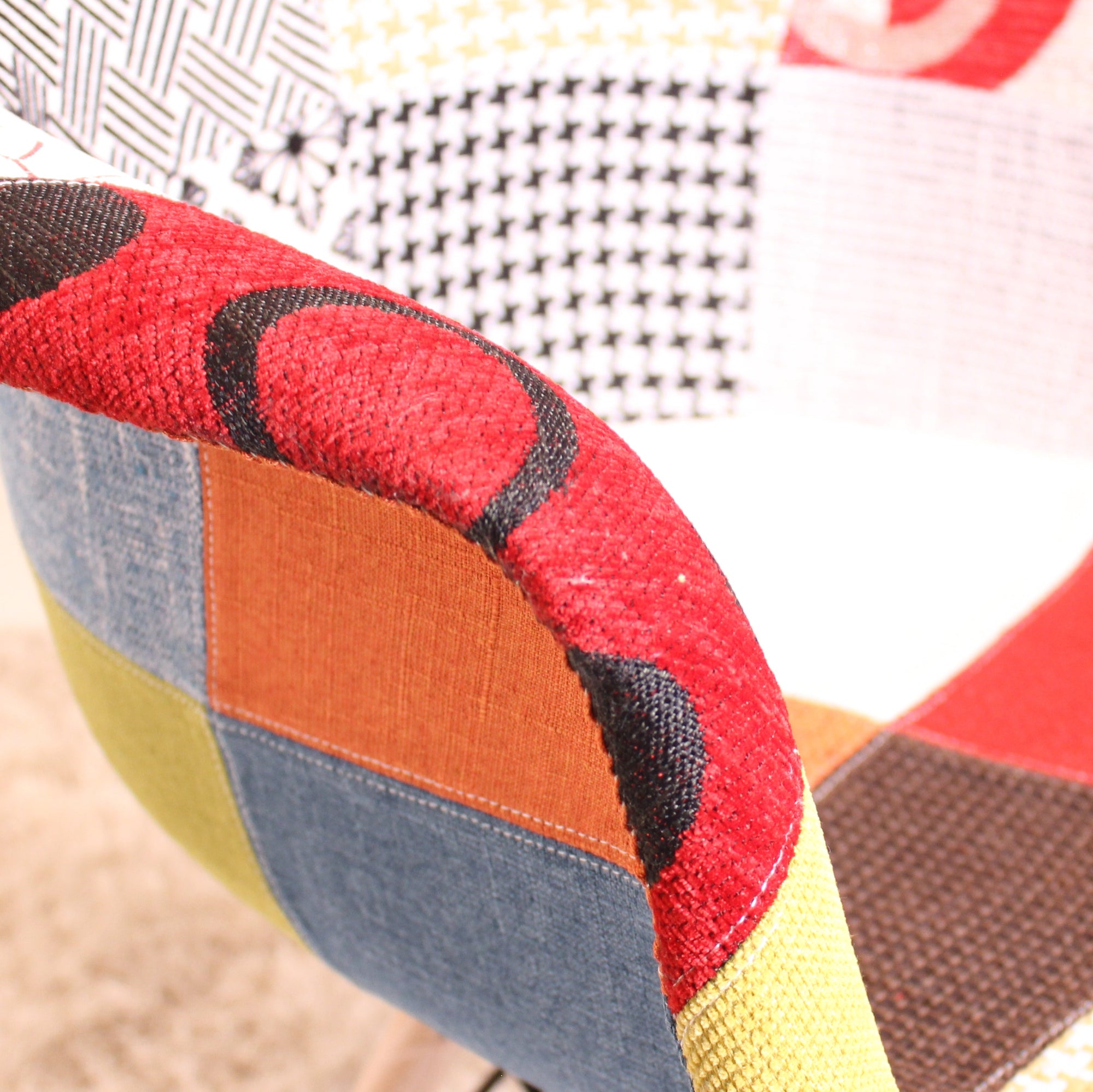 Patchwork Tub Chair with Armrests – Stylish Fabric Dining Chair Multicolored - PN Home