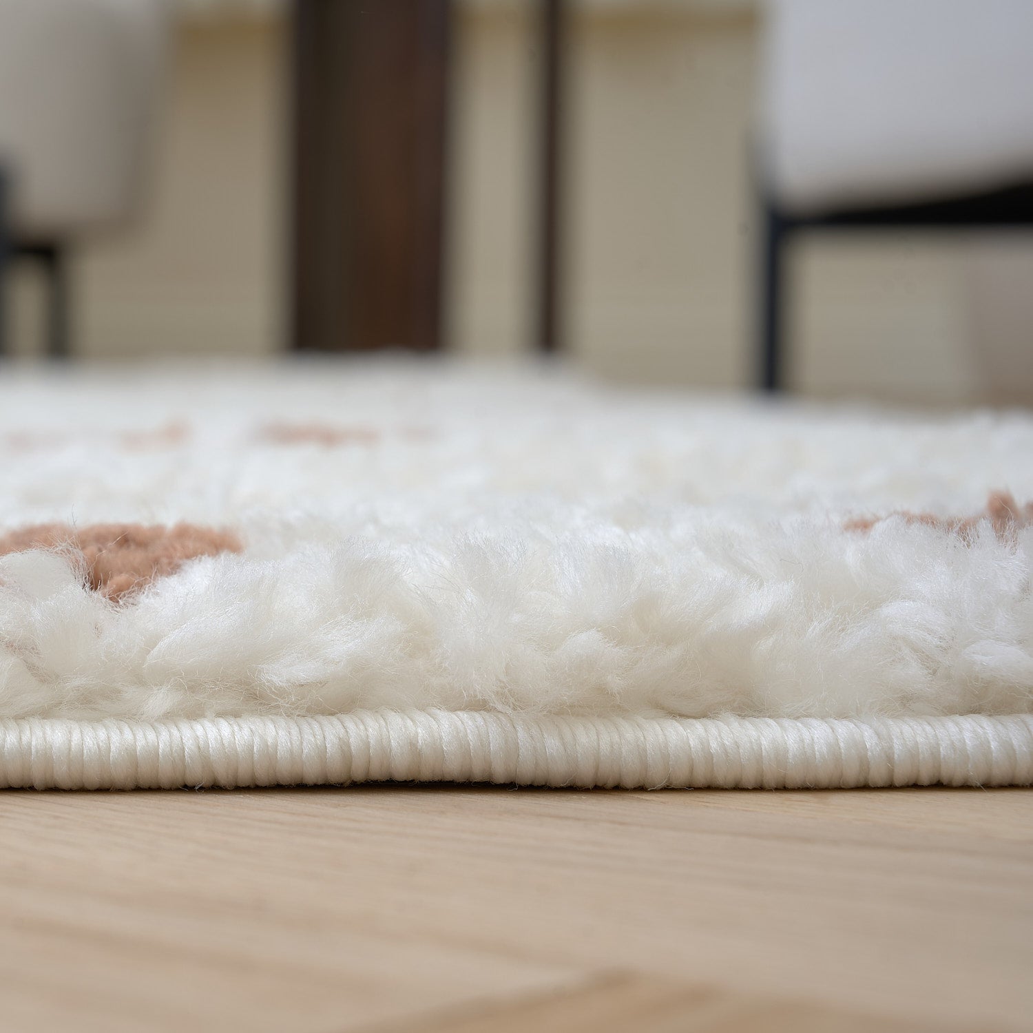 Moodi Shaggy Cream/Terra Biscotti Rug - PN Home