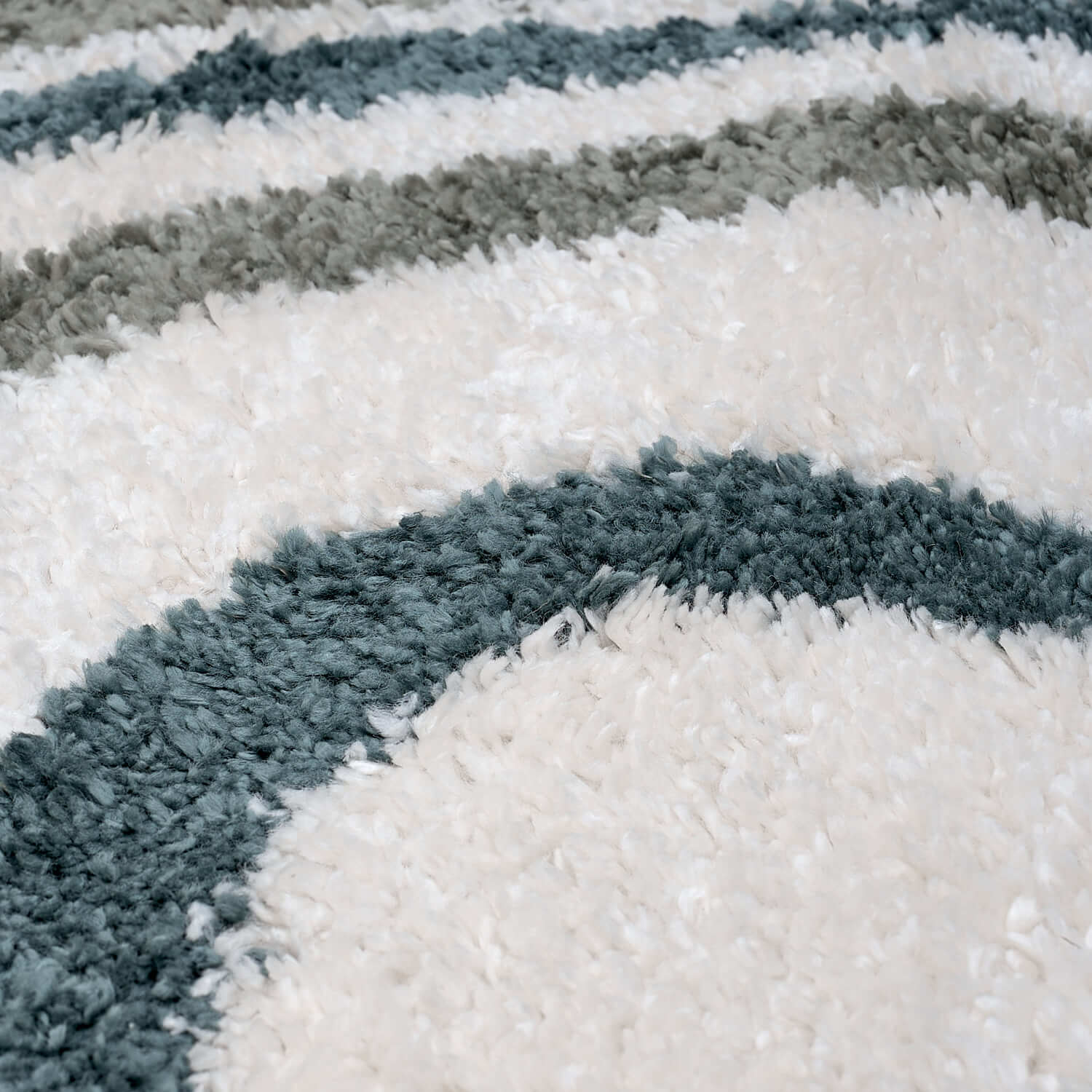 Moodi Shaggy Green Rippletide Rug - PN Home
