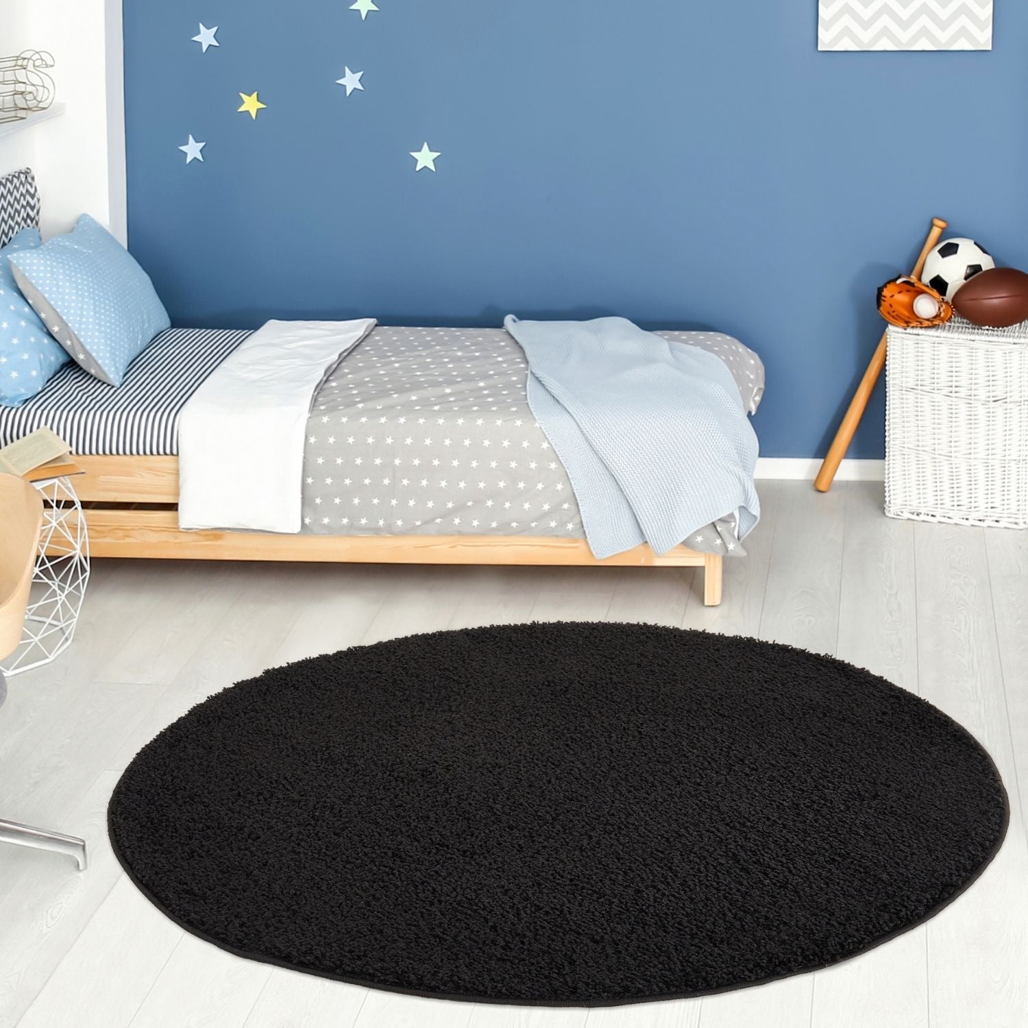 Myshaggy Solid Black Rug - PN Home