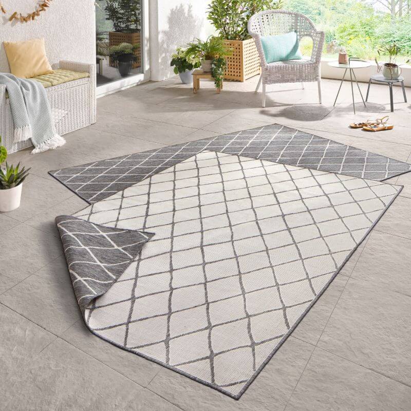 Reversible Indoor-Outdoor Geometric Flatweave Rug - PN Home