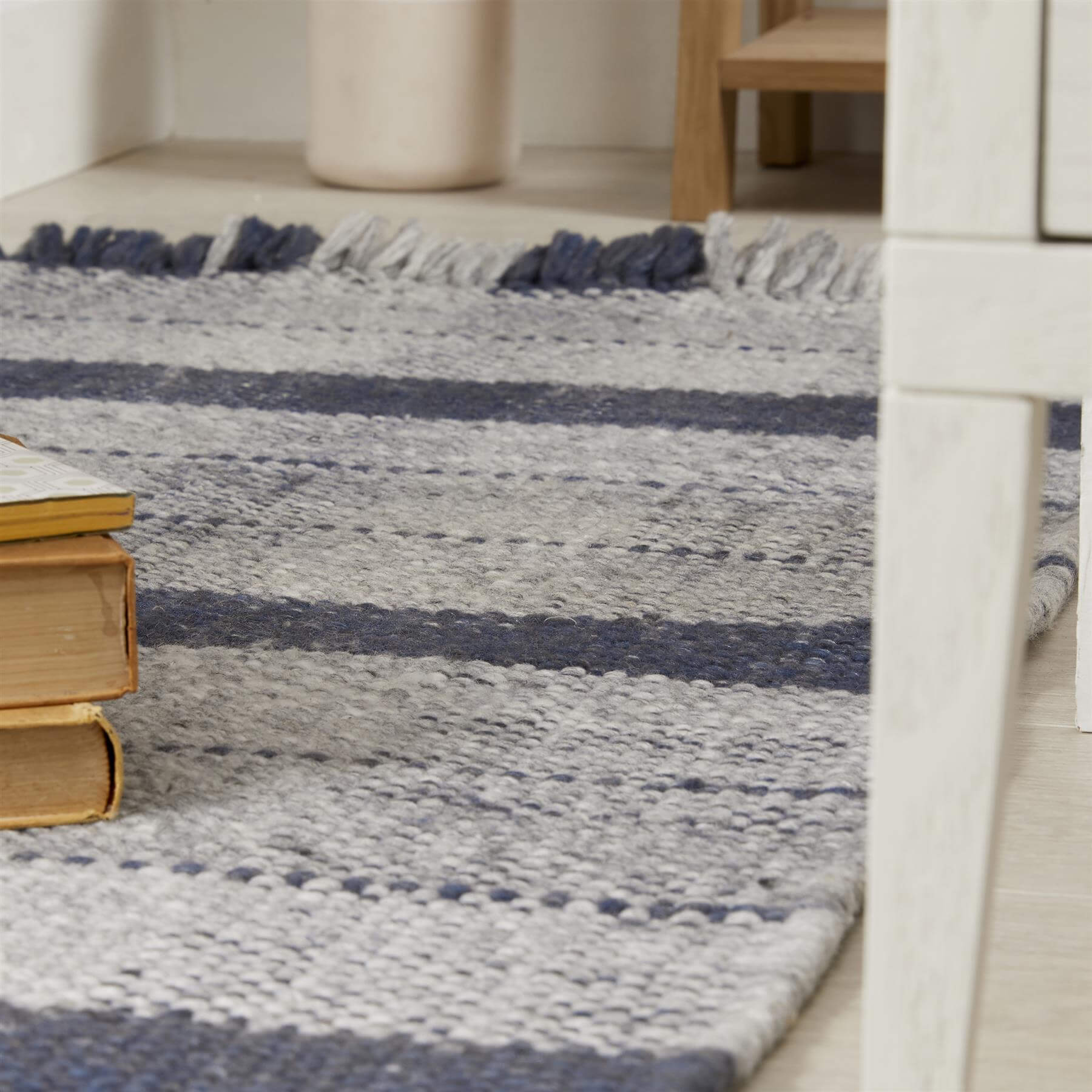 Highland Navy Checkered Rug - PN Home