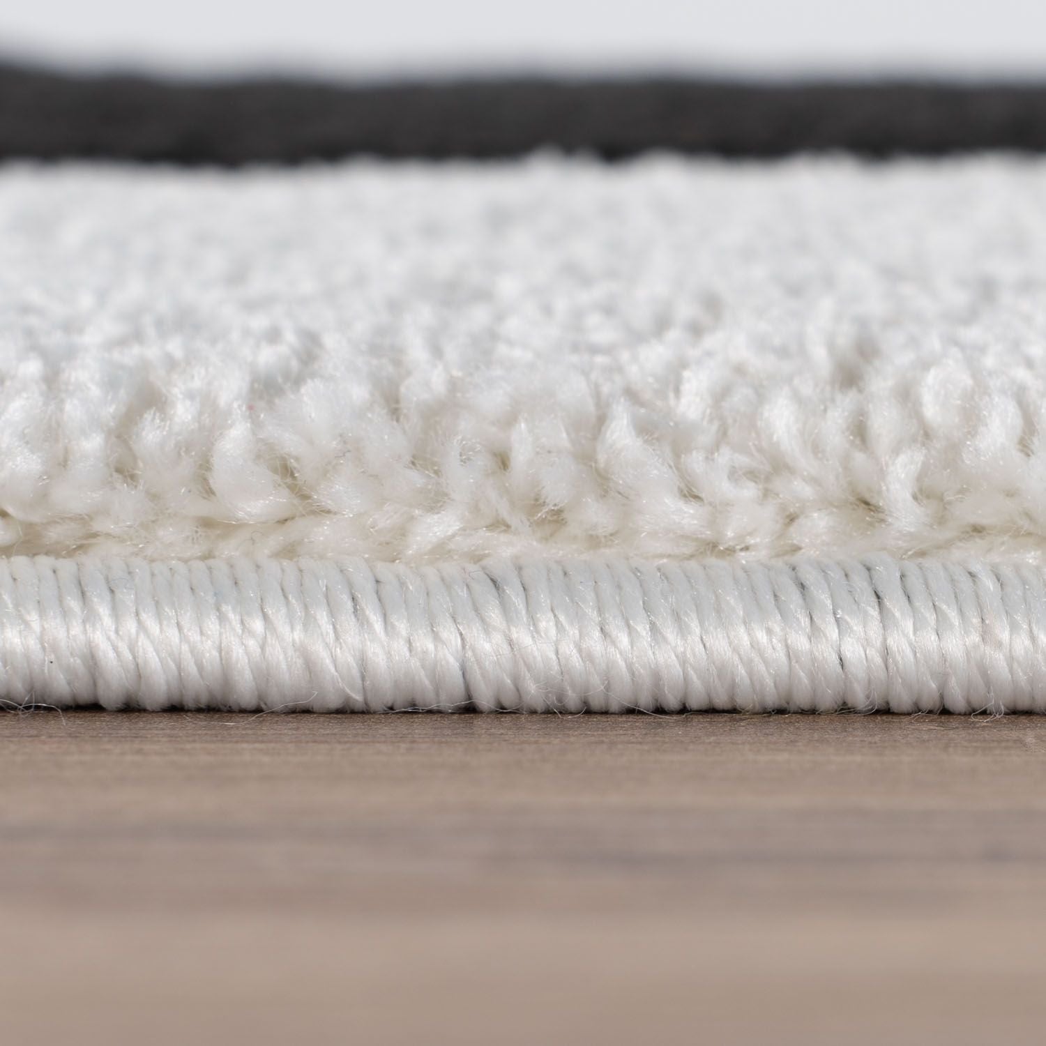 Joli Wave Black & White Rug - PN Home