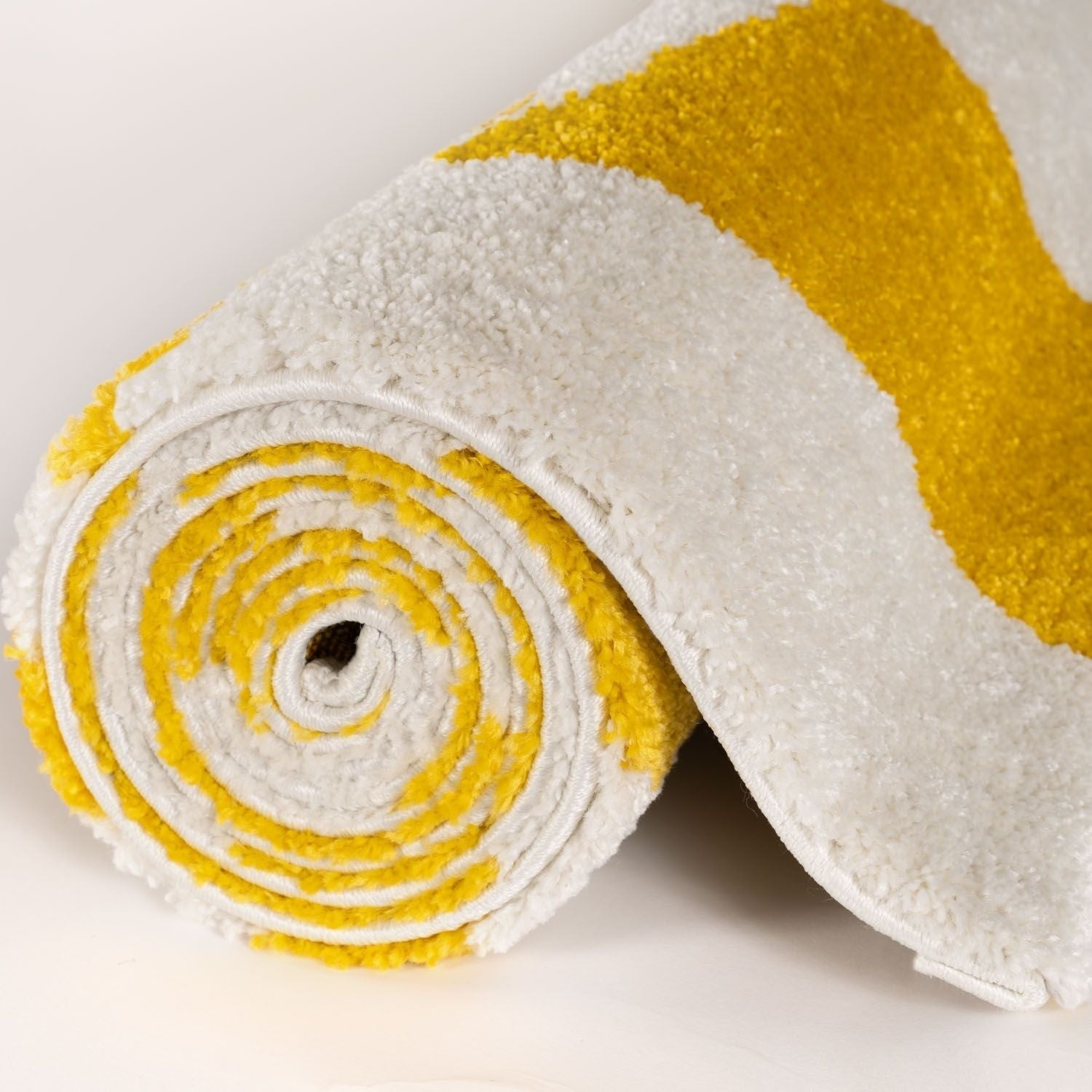 Joli Checkered Yellow & White Rug - PN Home