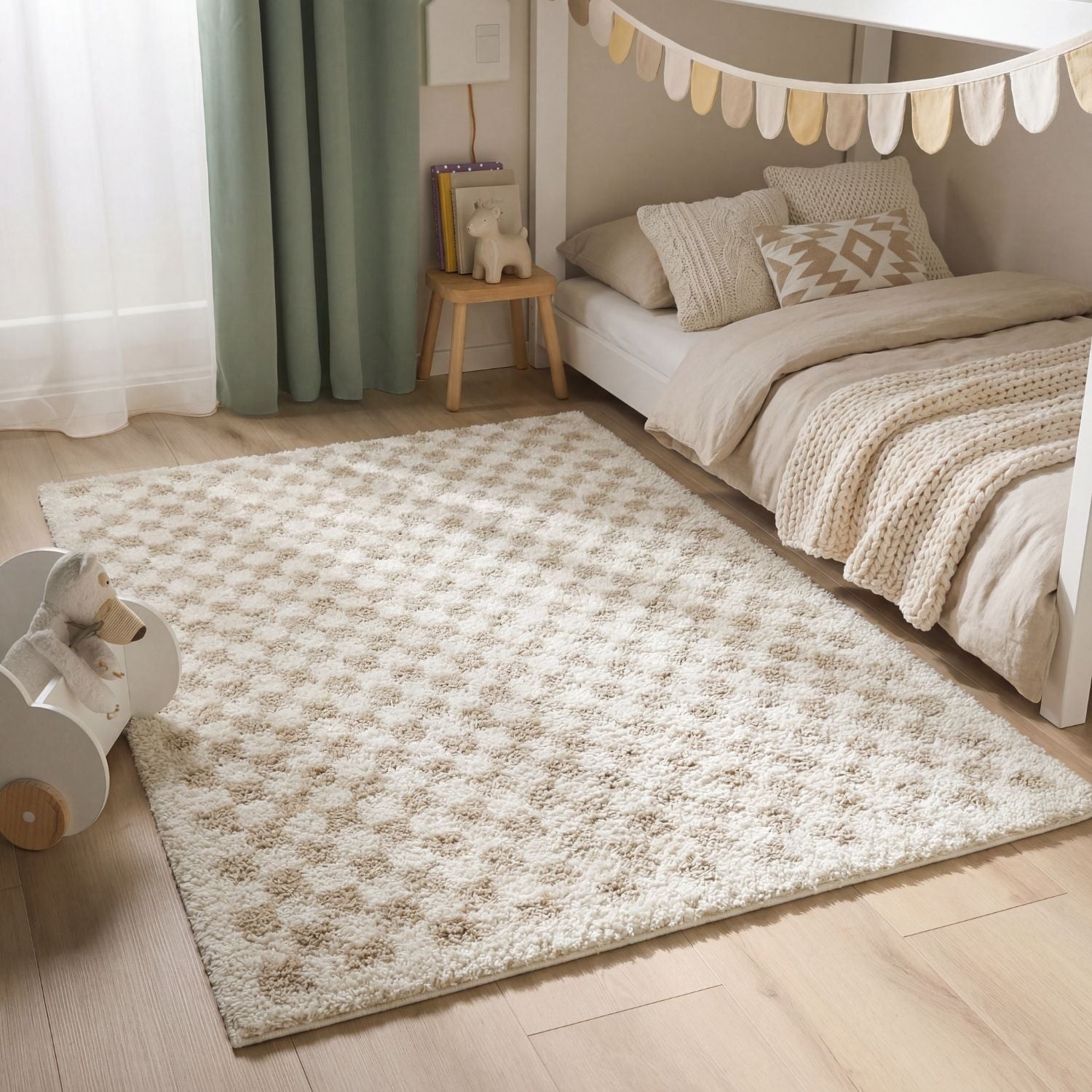 Moodi Shaggy Light Beige Nomari Rug - PN Home