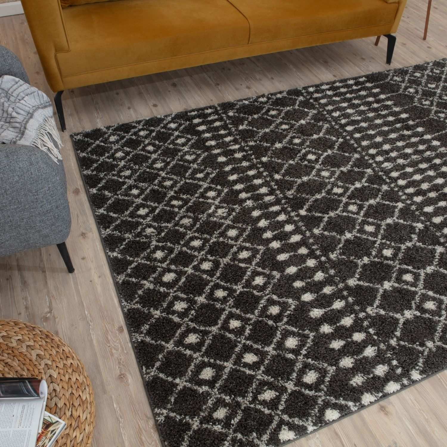 Moroccan Dark Grey Shaggy Rug | 1040 - PN Home