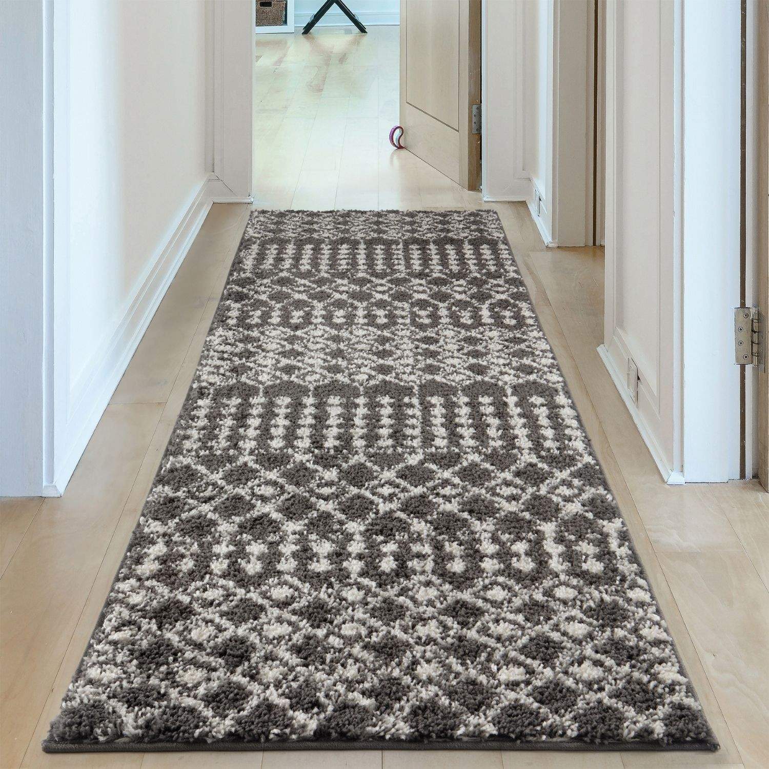 Moroccan Dark Grey Shaggy Rug | 1040 - PN Home