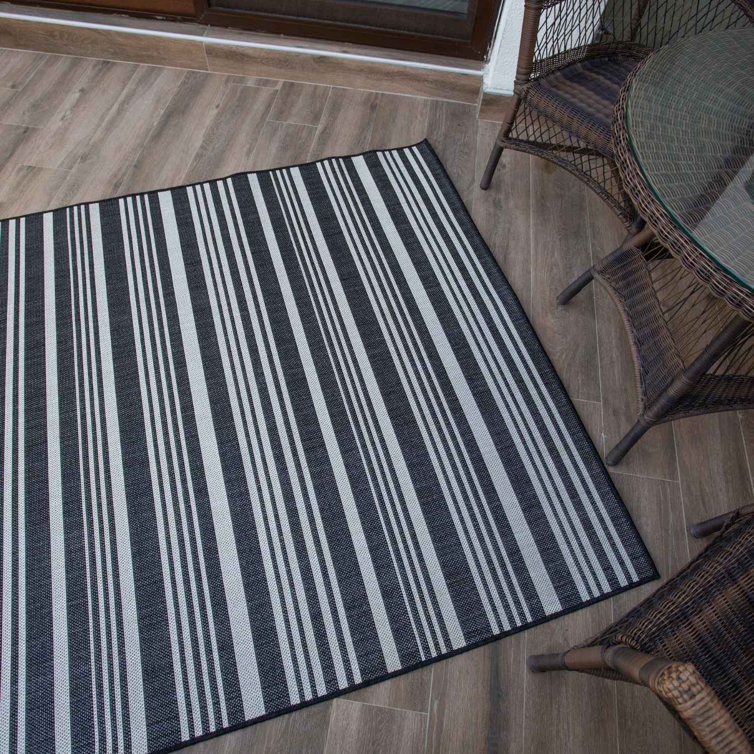 Ecology Outdoor Rug Black | 300bl - PN Home