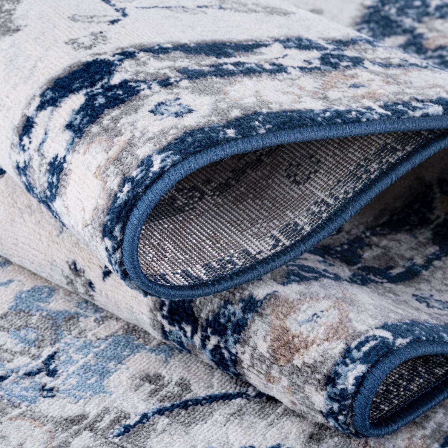 Montana Vintage Navy Rugs | 4000 - PN Home