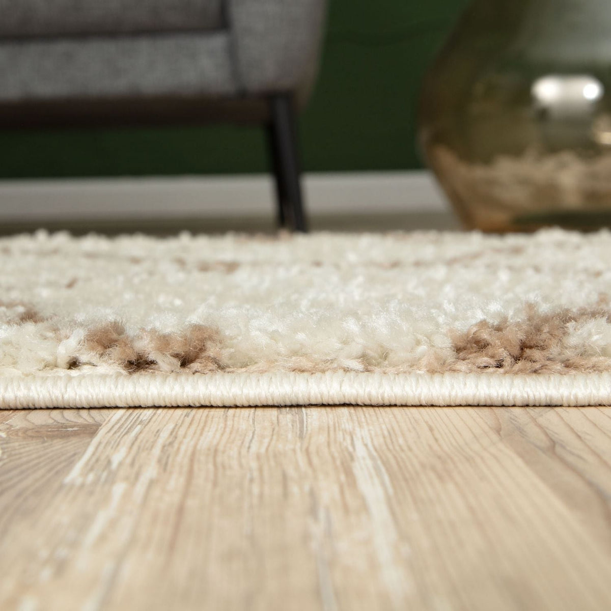 Moroccan Ivory Shaggy Rug | 530