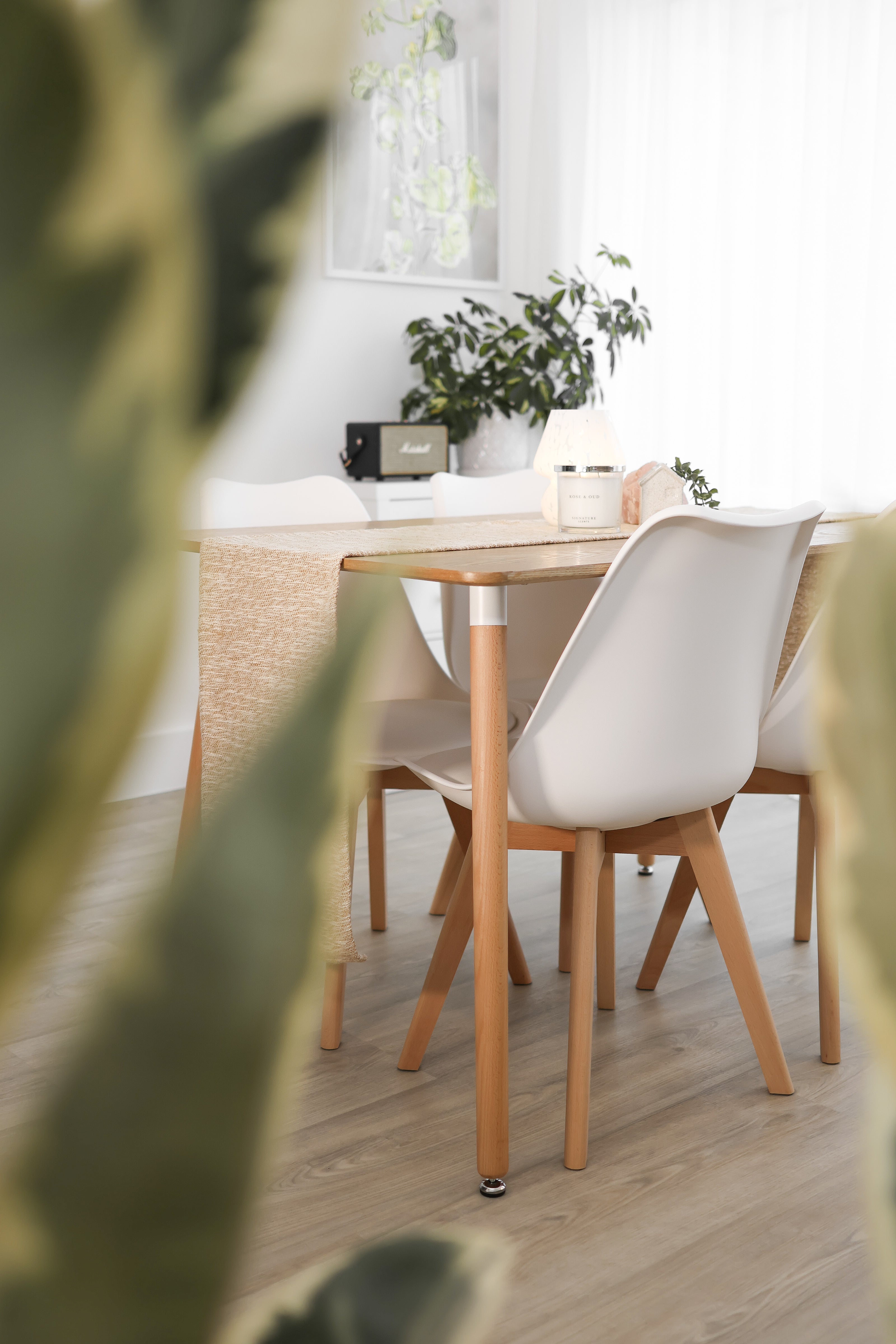 5-Piece Halo Dining Set (Oak Table + 4 Jamie Lorenzo Tulip Chairs) - PN Home