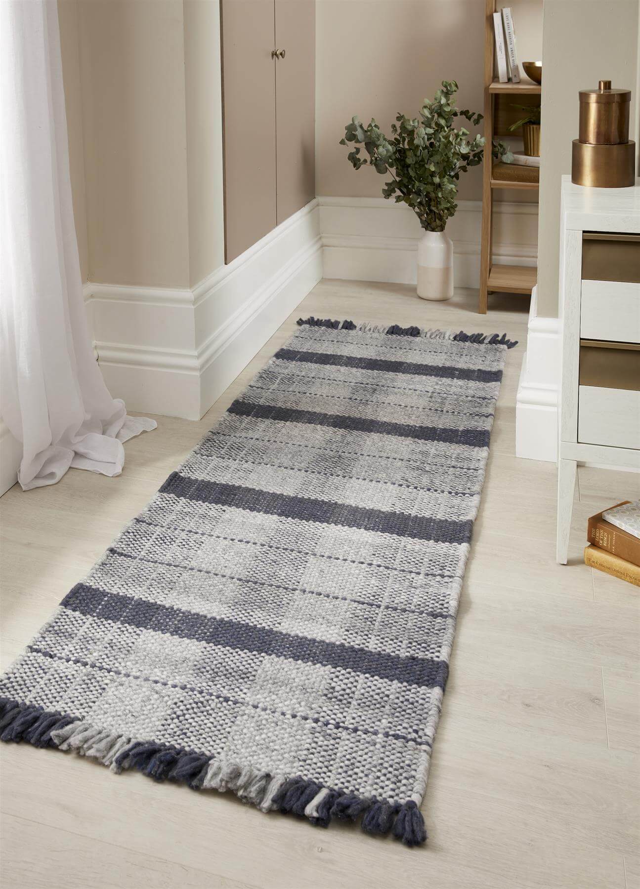 Highland Navy Checkered Rug - PN Home