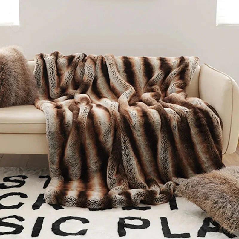 Takora Throw - PN Home