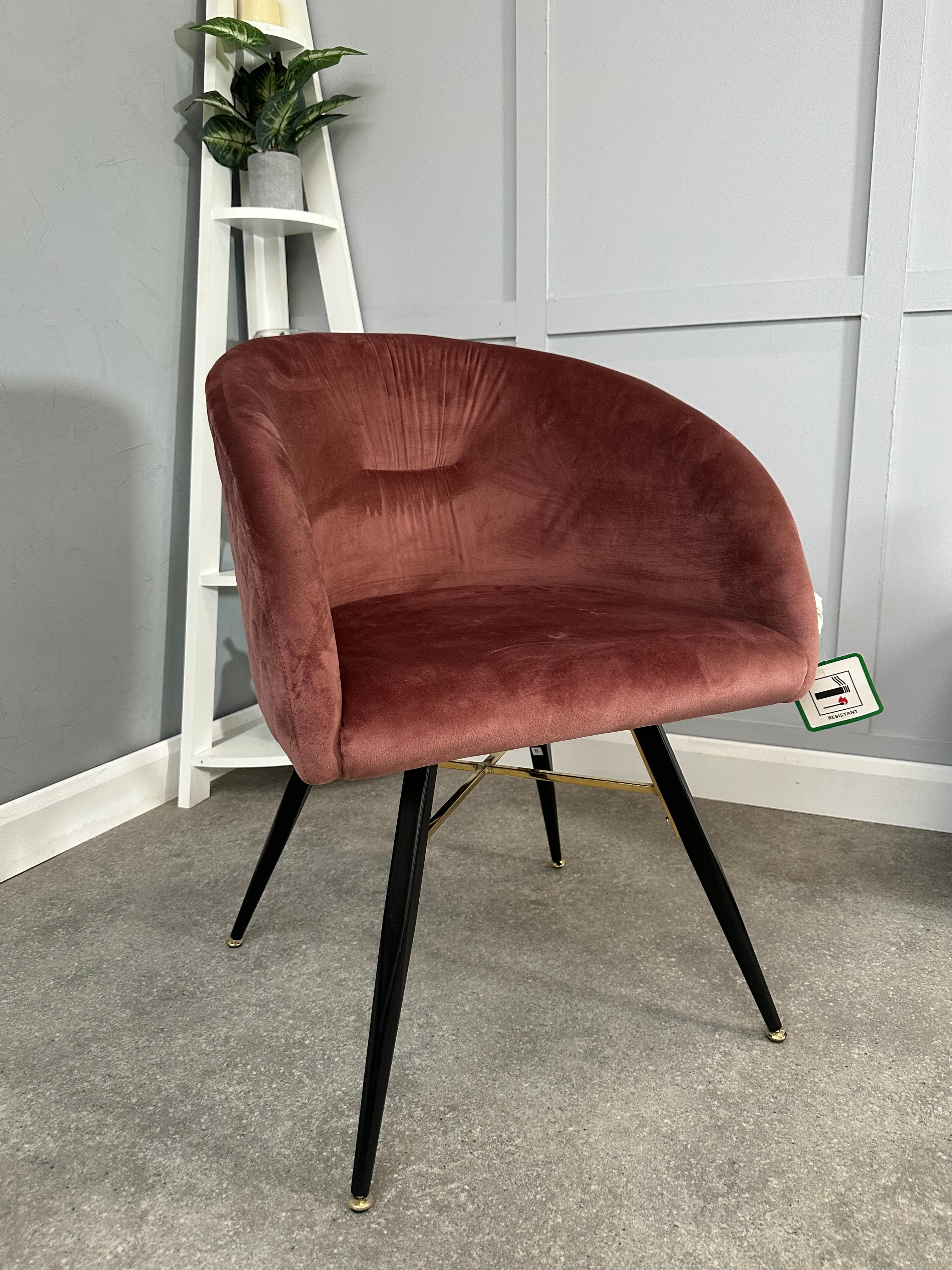 Vittorio Chair Pink