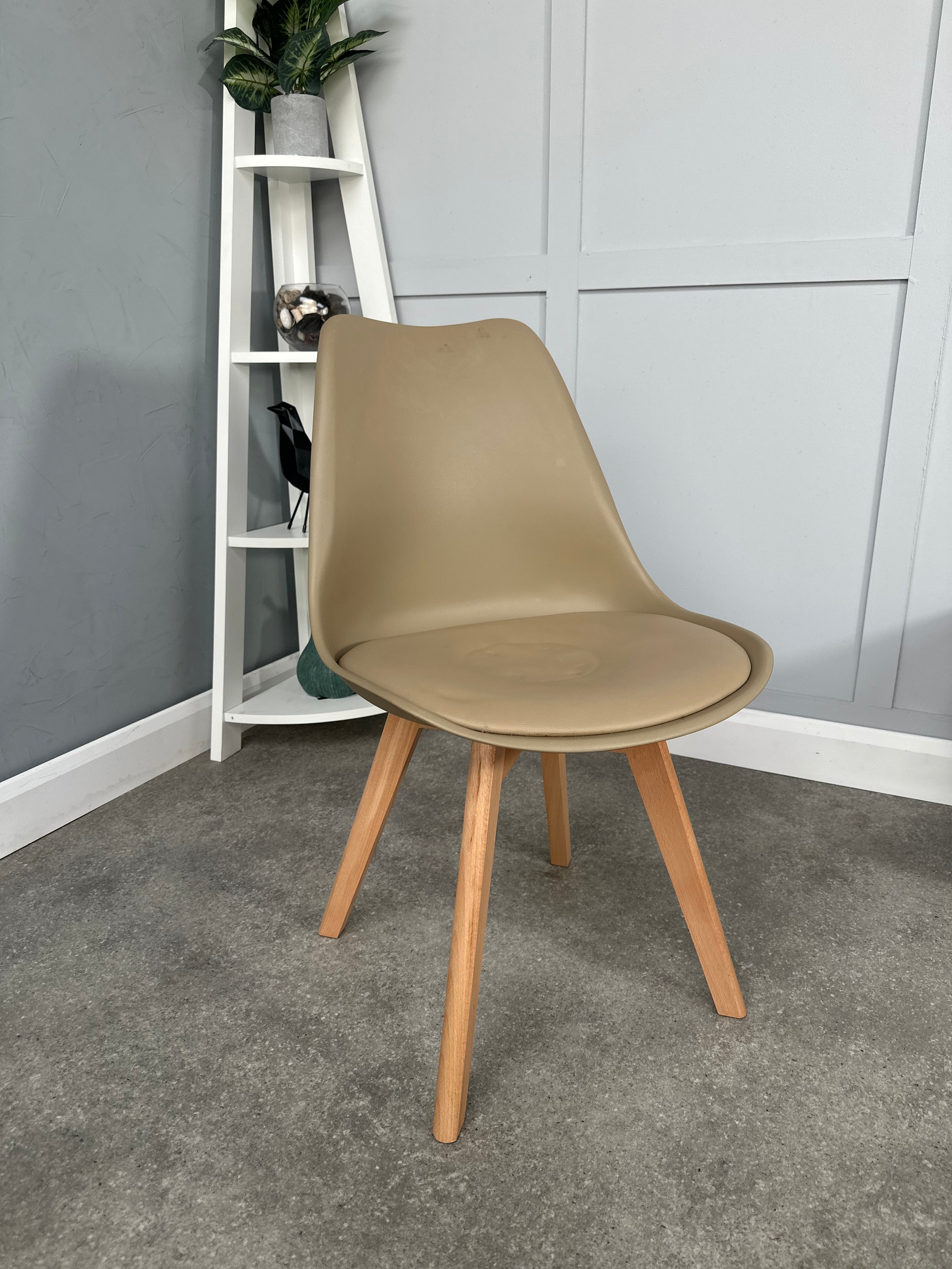Jamie Lorenzo Dining Chair - Vanilla