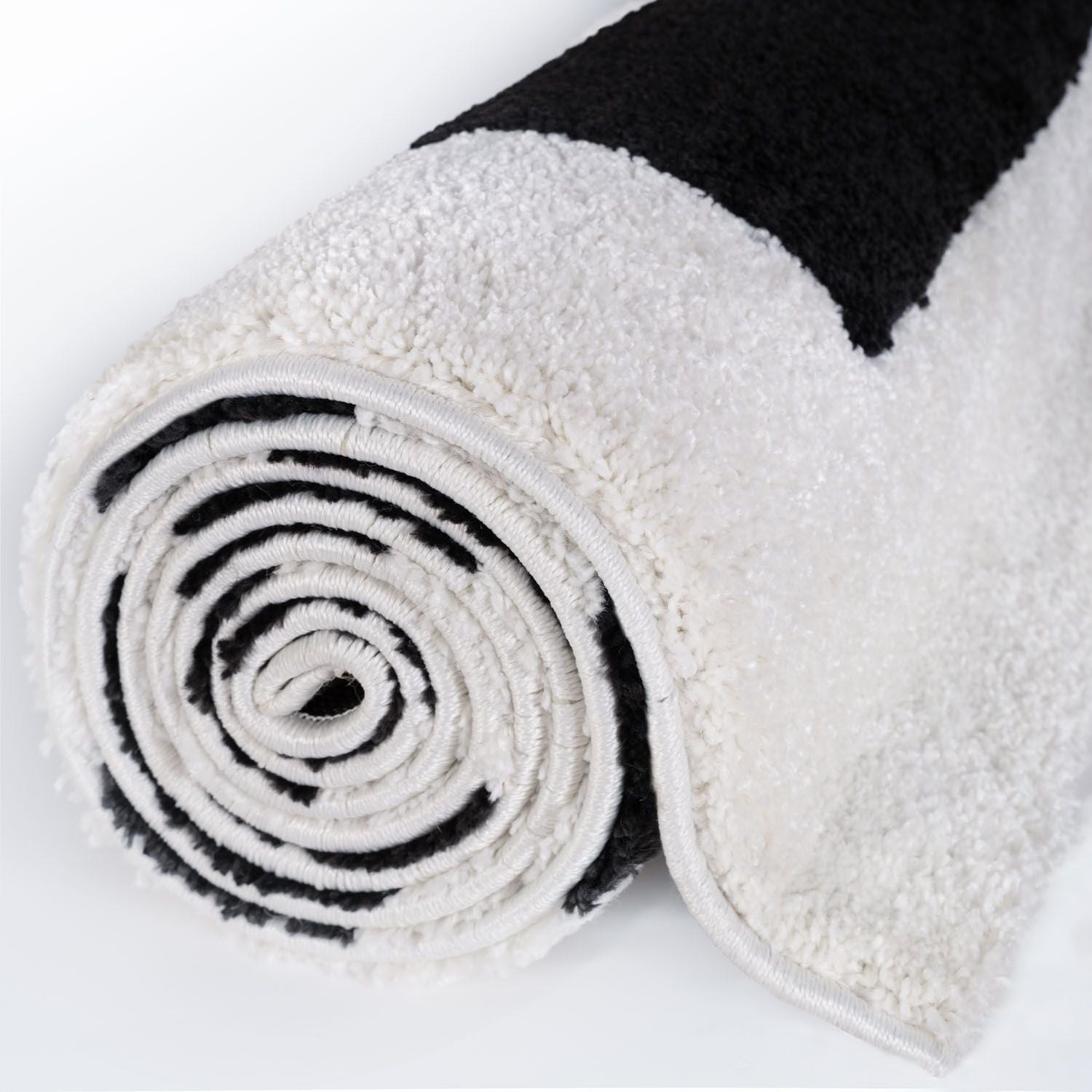 Joli Geometric Black & White Rug - PN Home