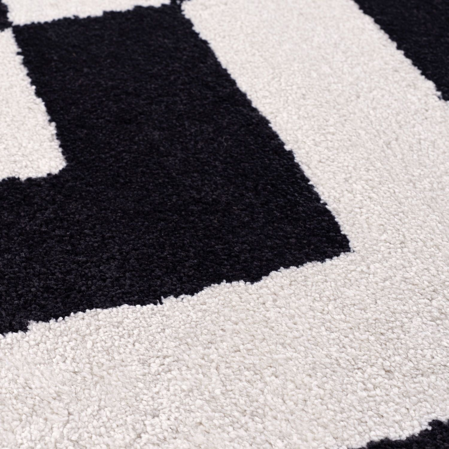 Joli Geometric Black & White Rug - PN Home