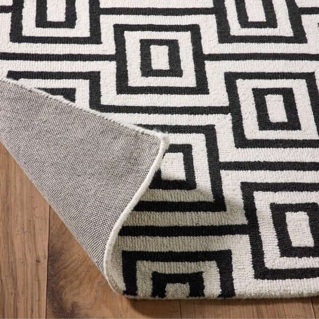 Wool Labyrinth Rug White and Black - PN Home