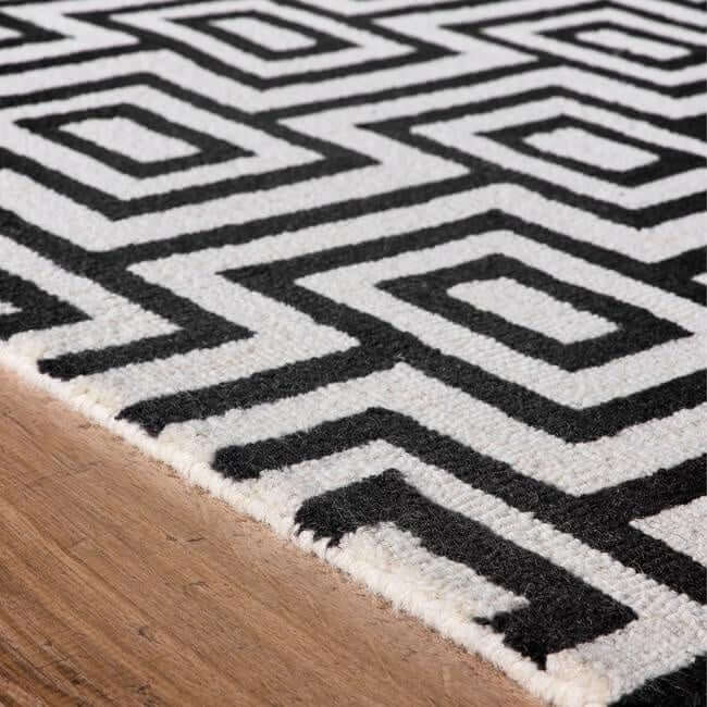 Wool Labyrinth Rug White and Black - PN Home