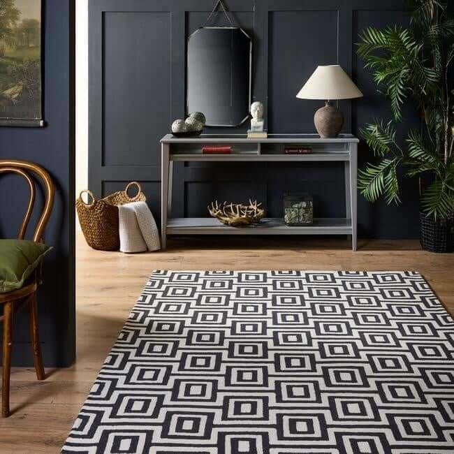 Wool Labyrinth Rug White and Black - PN Home