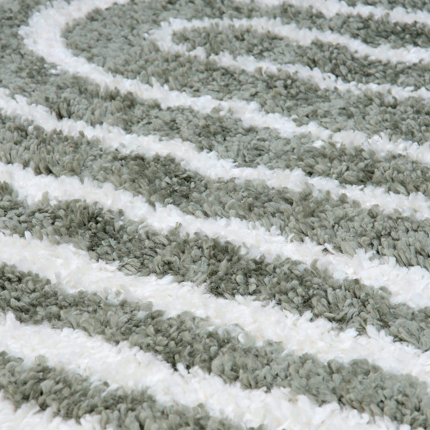 Moodi Shaggy Green Reverie Rug - PN Home