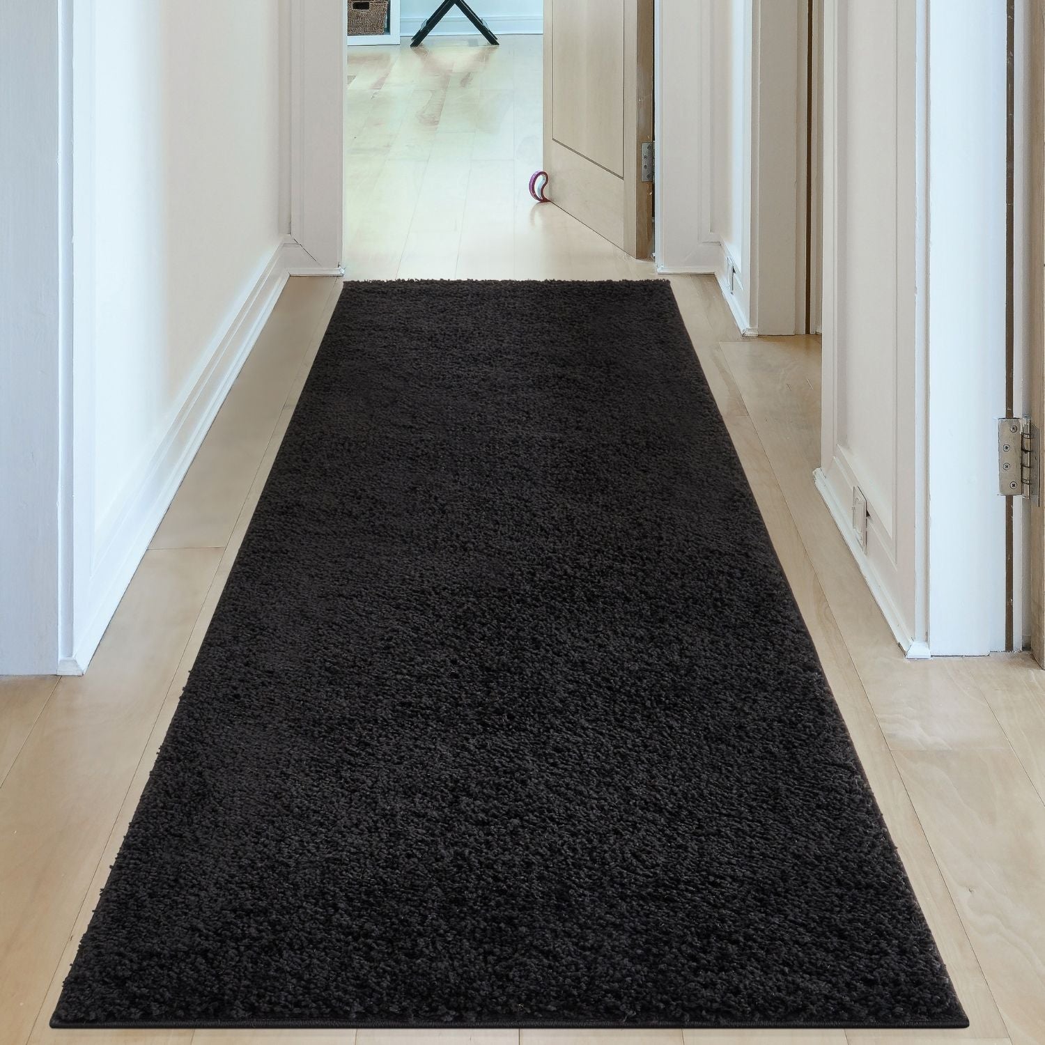 Myshaggy Solid Black Rug - PN Home