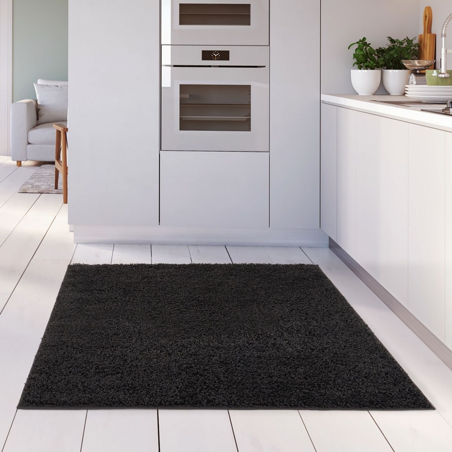 Myshaggy Solid Black Rug - PN Home