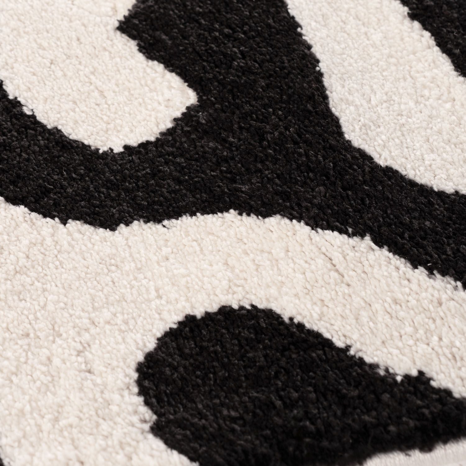 Joli Doodle Black & White Rug - PN Home