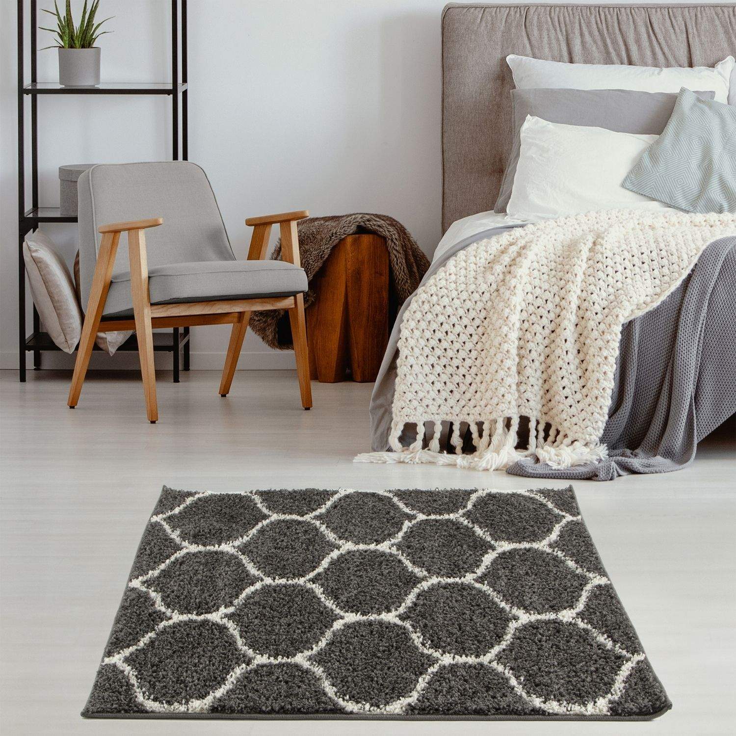 Moroccan Dark Grey Shaggy Rug | 640 - PN Home